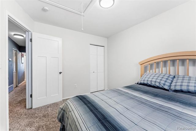 4602 Katherine Street, Dearborn Heights, MI 48125