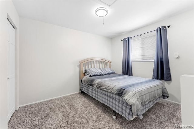 4602 Katherine Street, Dearborn Heights, MI 48125