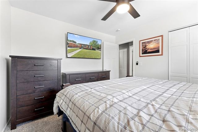 4602 Katherine Street, Dearborn Heights, MI 48125