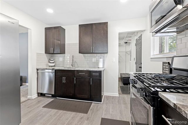4602 Katherine Street, Dearborn Heights, MI 48125