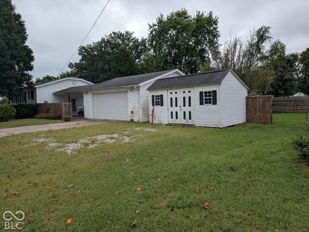 2501 Dillman, Terre Haute, IN 47802