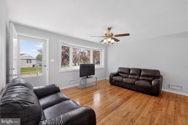 8521 FIELDWAY DR, Randallstown, MD 21133