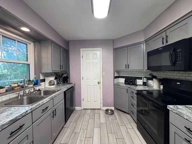 105 Secluded Court, Hot Springs, AR 71913