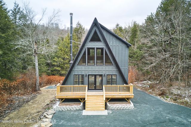 343 Dahlia Road, Livingston Manor, NY 12758