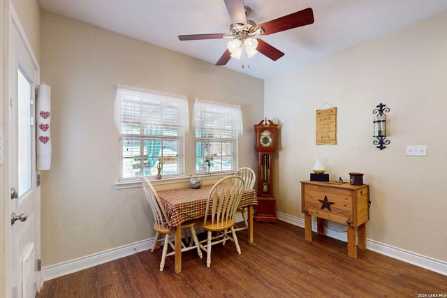 1118 Lonesome, Canyon Lake, TX 78133