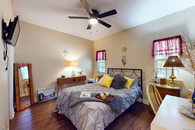 1118 Lonesome, Canyon Lake, TX 78133