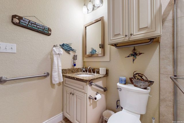 1118 Lonesome, Canyon Lake, TX 78133