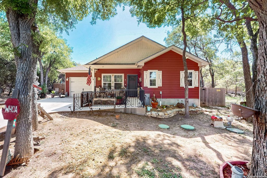 1118 Lonesome, Canyon Lake, TX 78133