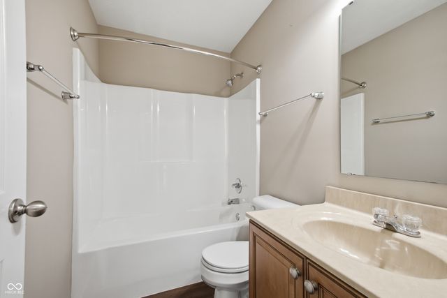1263 Vista Way, Greenwood, IN 46143
