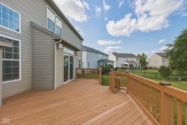 1263 Vista Way, Greenwood, IN 46143
