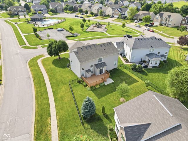 1263 Vista Way, Greenwood, IN 46143