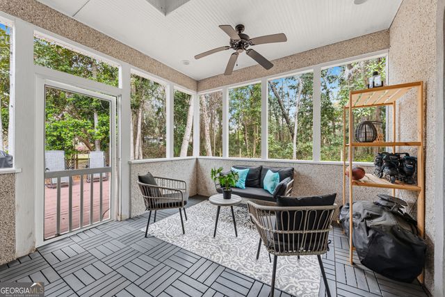 811 Riverview Drive W, St. Marys, GA 31558