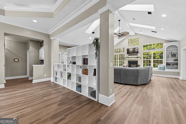 811 Riverview Drive W, St. Marys, GA 31558