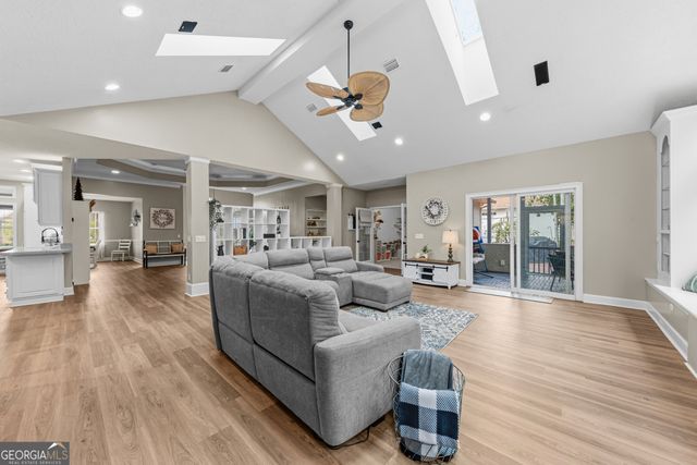 811 Riverview Drive W, St. Marys, GA 31558