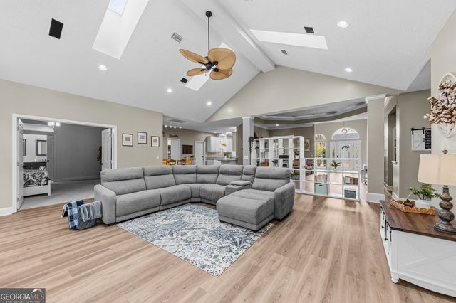 811 Riverview Drive W, St. Marys, GA 31558