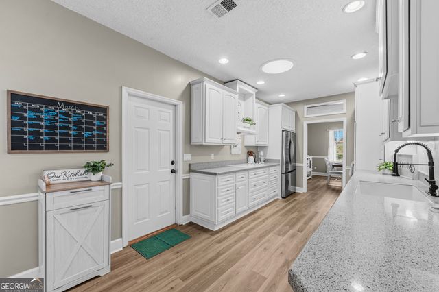 811 Riverview Drive W, St. Marys, GA 31558