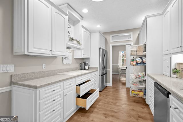 811 Riverview Drive W, St. Marys, GA 31558