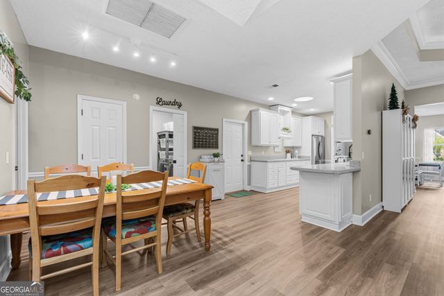 811 Riverview Drive W, St. Marys, GA 31558