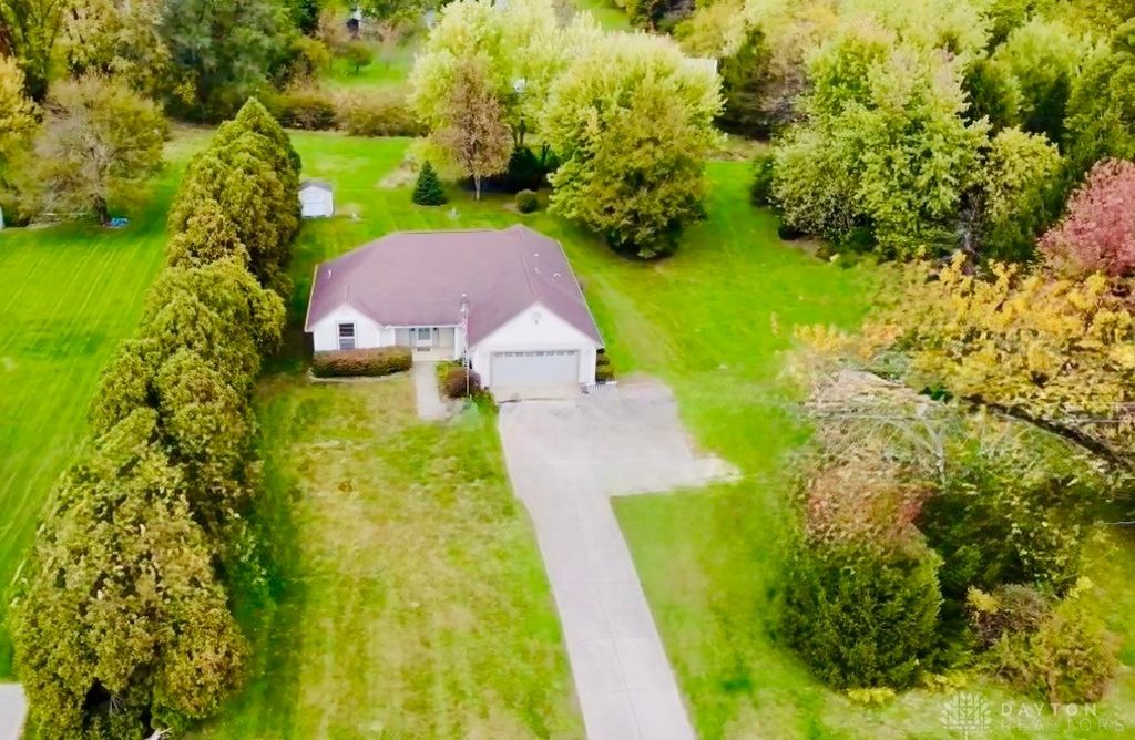 11298 Stafford Road, New Carlisle, OH 45344