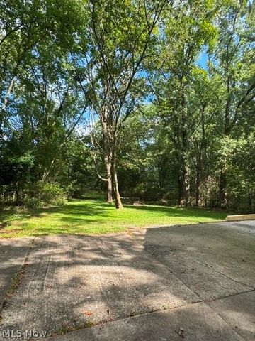 4527 Arlington Road, Uniontown, OH 44685