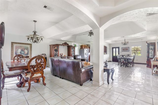 15123 Lindstrom Road, Crosby, TX 77532