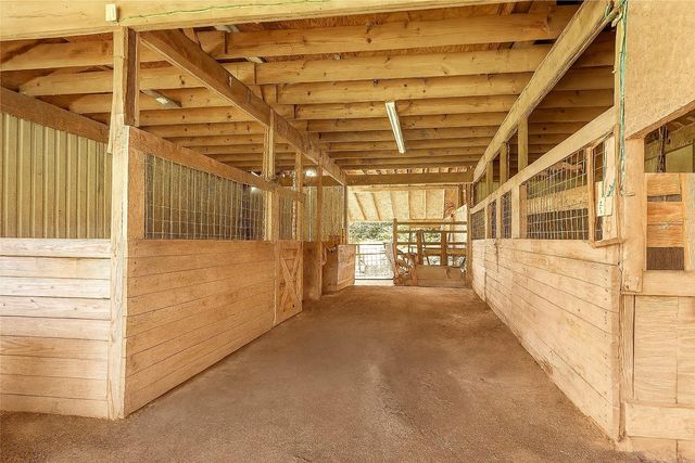 15123 Lindstrom Road, Crosby, TX 77532