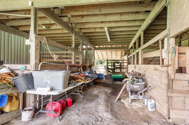 15123 Lindstrom Road, Crosby, TX 77532