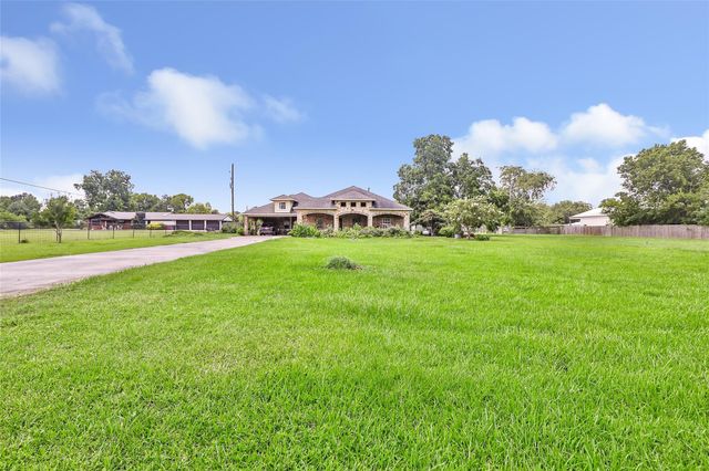 15123 Lindstrom Road, Crosby, TX 77532