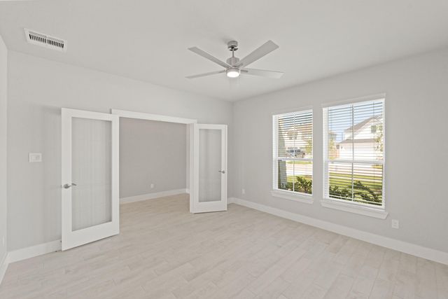 4626 Whisperwood Drive, Rosenberg, TX 77471
