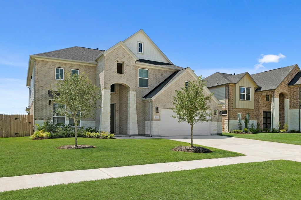 4626 Whisperwood Drive, Rosenberg, TX 77471