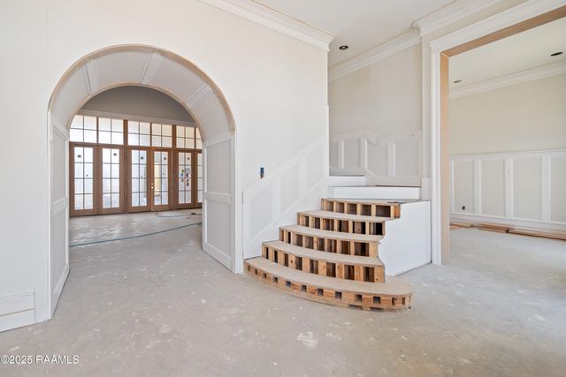 302 Castle Vine Way, Lafayette, LA 70508