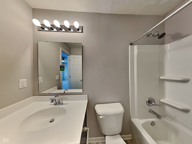 918 Adena Lane, Westfield, IN 46074