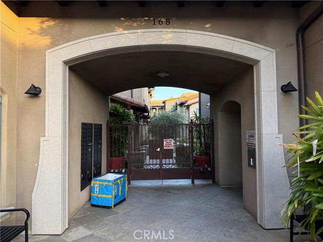 168 S Sierra Madre Boulevard 113, Pasadena, CA 91107