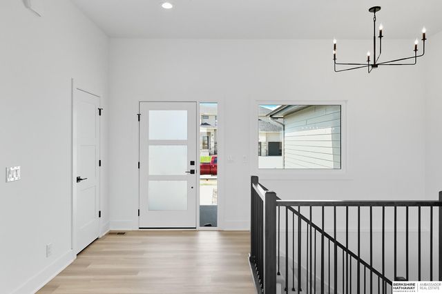 6333 N 207th Street, Elkhorn, NE 68022