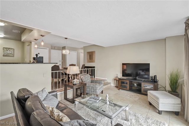 12900 Lake Avenue 117, Lakewood, OH 44107