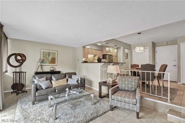 12900 Lake Avenue 117, Lakewood, OH 44107