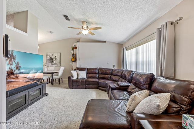 427 Delmonico Street NE, Palm Bay, FL 32907