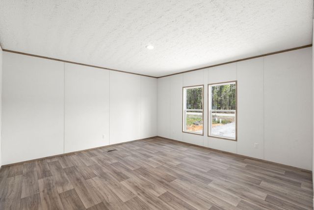 8996 Old State Road, Holly Hill, SC 29059