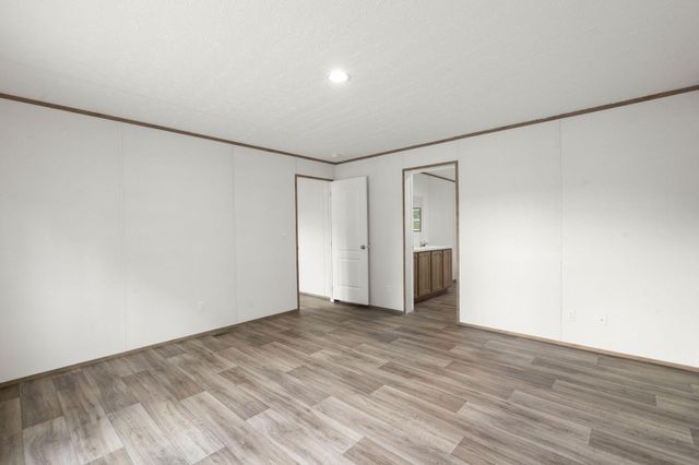 8996 Old State Road, Holly Hill, SC 29059