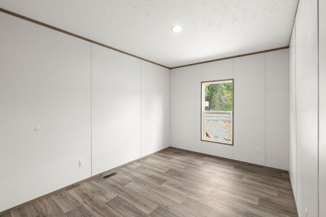 8996 Old State Road, Holly Hill, SC 29059