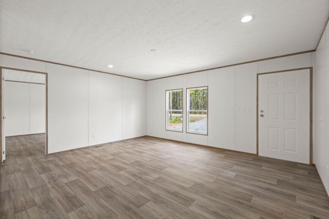 8996 Old State Road, Holly Hill, SC 29059