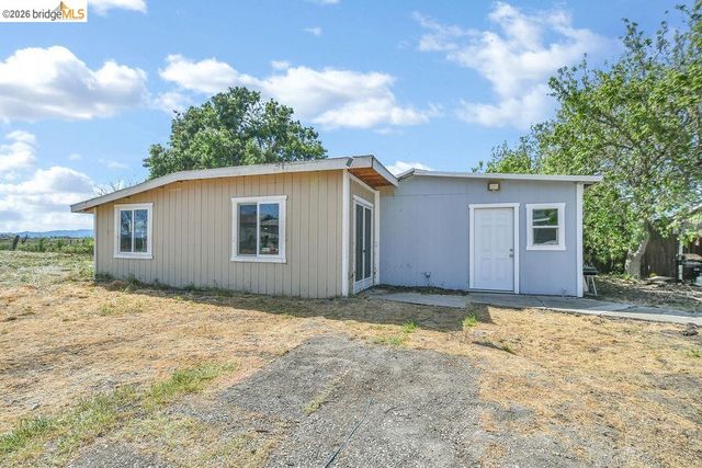 2191 E Cypress Rd, Oakley, CA 94561