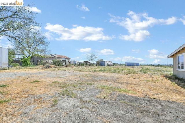 2191 E Cypress Rd, Oakley, CA 94561