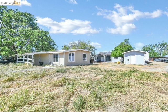 2191 E Cypress Rd, Oakley, CA 94561