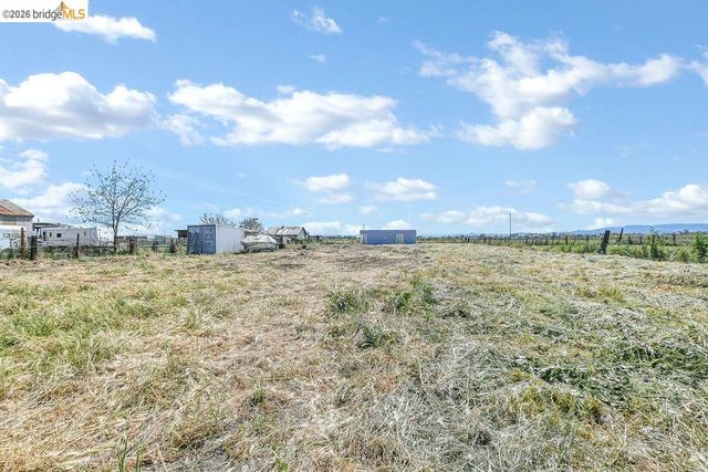 2191 E Cypress Rd, Oakley, CA 94561