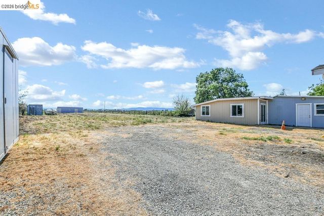 2191 E Cypress Rd, Oakley, CA 94561