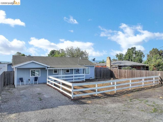 2191 E Cypress Rd, Oakley, CA 94561