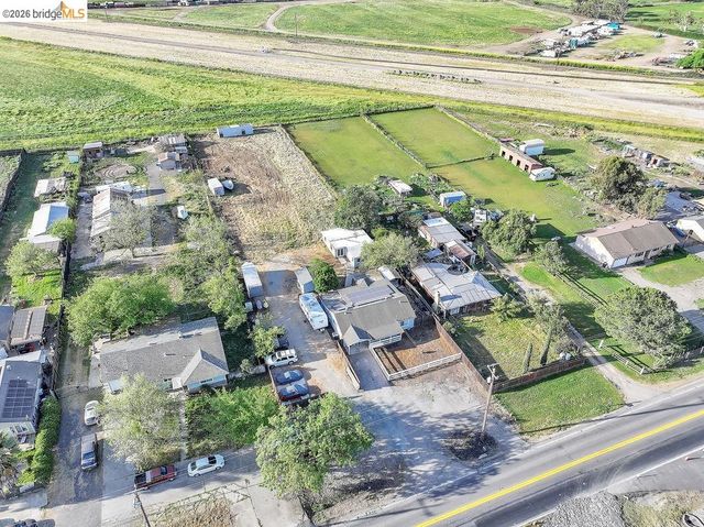 2191 E Cypress Rd, Oakley, CA 94561