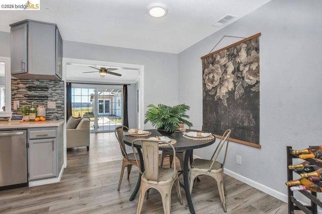 2191 E Cypress Rd, Oakley, CA 94561