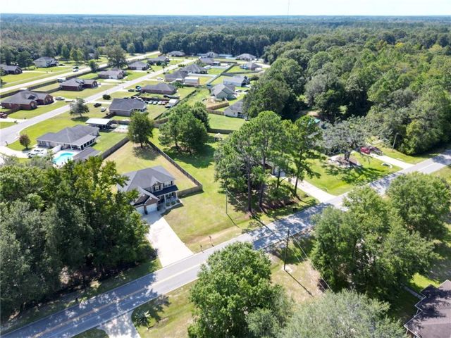3453 Johns Wells Road, Hinesville, GA 31313